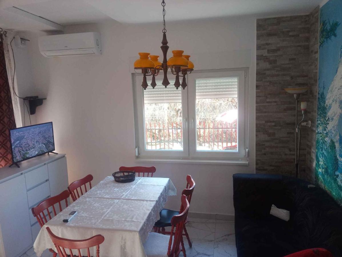 Holiday Home In Balatonfenyves 18465 ภายนอก รูปภาพ